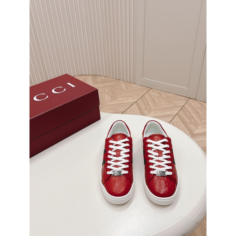 G*u*i casual shoes